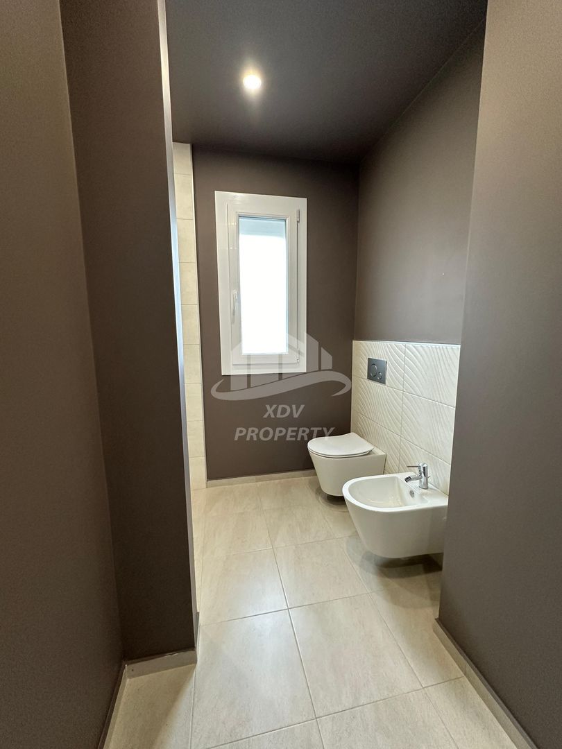 Penthaus  modern in  Sibiu ,3 camere ,2 garaje subteran , boxa - Poză 6