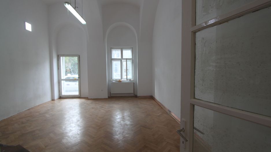 Spațiu comercial de 60mp de închiriat în zona Traian - Poză 18