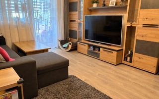 Apartament 3 camere 66 mp utili,balcon,etaj 3/4,parcare,boxă-Astra - Poză 1
