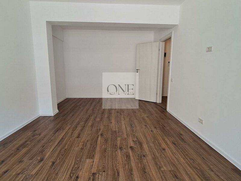 Apartament Spațios Bloc Nou - Poză 6