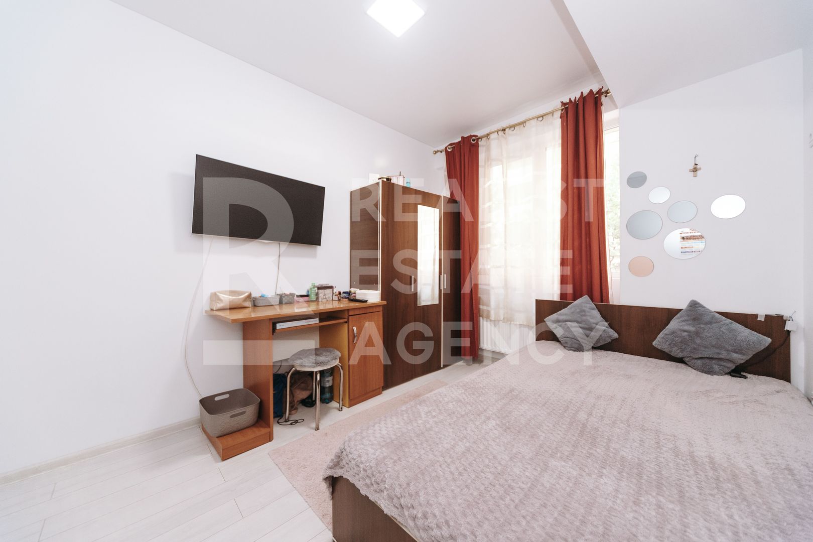 Vânzare, apartament cu 3 camere în zona Militari - Poză 13