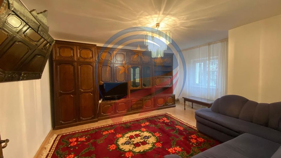 APARTAMENT 3 CAMERE CHIRIE 1 MAI CIUPERCA - Poză 3