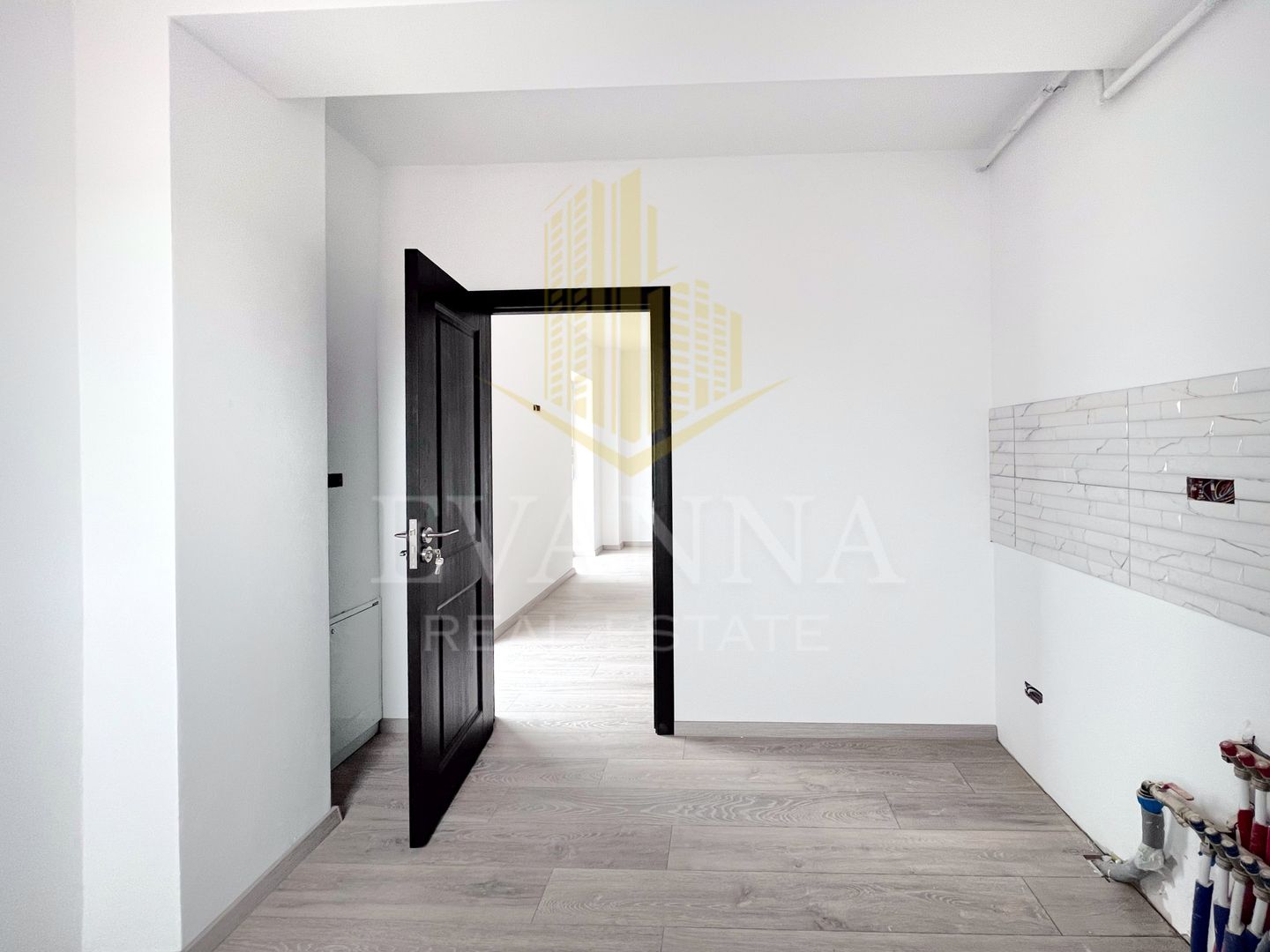 De vanzare 1 camera , etaj 3 , bloc nou -  Anton Pann. - Poză 5