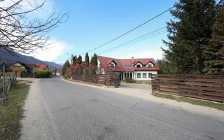 Vilă spațioasă de vânzare în Predeluț, Bran | 2000mp - Poză 52