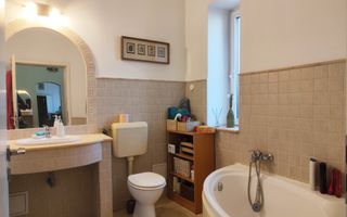 Casa cu 4 camere de vanzare in zona centrala – Louis Pasteur, Oradea - Poză 14
