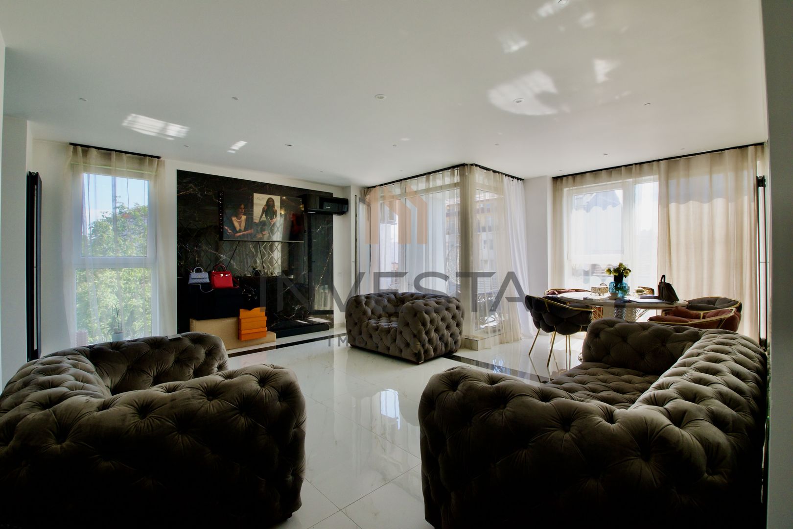 APARTAMENT DE LUX 2 CAMERE ULTRAFINISAT CENTRAL - Poză 3