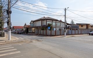 Clădire și teren de investiție, central Roman - Poză 68