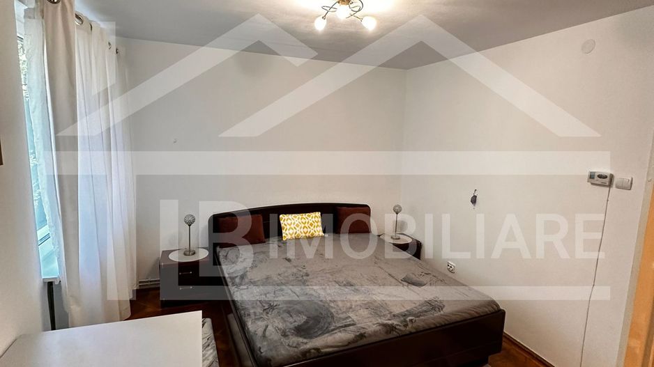 Apartament de 3 camere, decomandat, 70mp, Zona Rexo Coffee - Poză 2