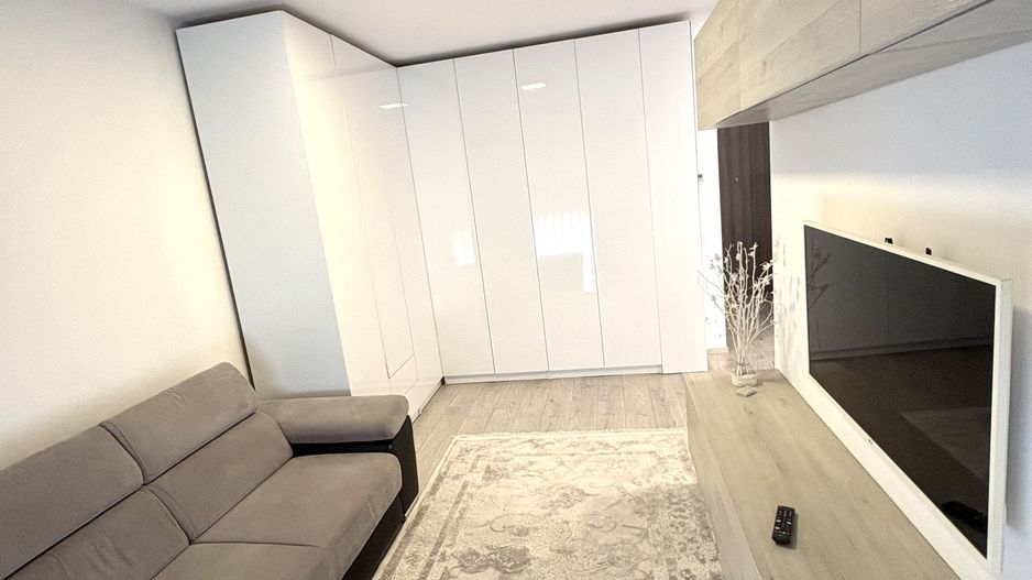 Apartament de închiriat - Poză 2