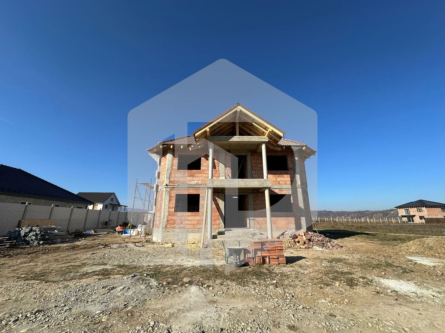 Casa in Cristian | 4 Camere | 647 Teren +137mpu+ Terasa | 0% Comision - Poză 4