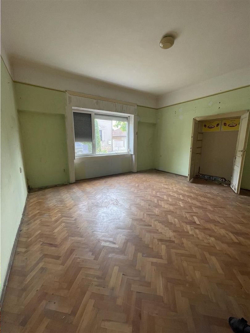 Casa ULTRACENTRAL Salonta - Poză 4