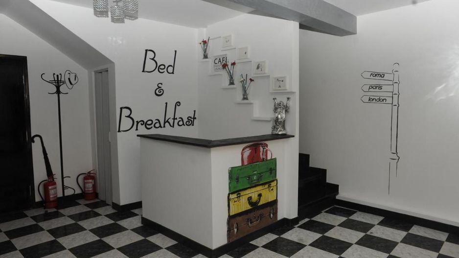 PENSIUNE 10 CAMERE DE ÎNCHIRIAT - BUCUREȘTI - Poză 2