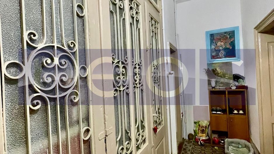 VANZARE APARTAMENT 2 CAMERE VILA INTERBELICA PARCARE PRIVATA UNIRII UNIVERSITATE - Poză 9