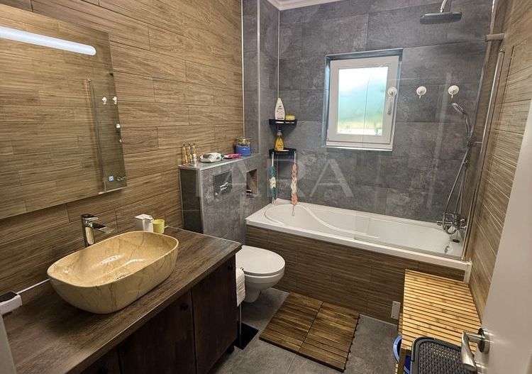 Apartament decomandat cu 2 camere și grădină amenajată, Florești. - Poză 6