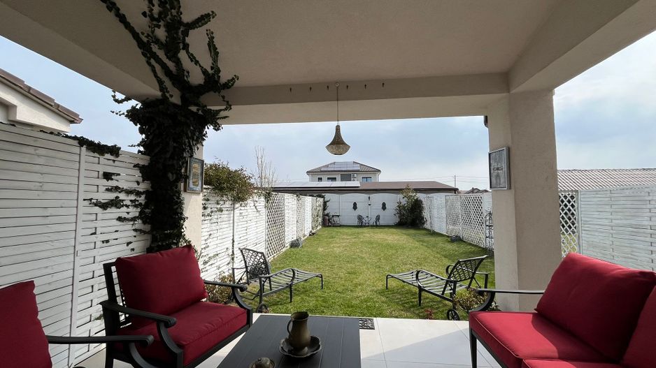 Ocazie! Casă înșiruită în Dumbrăvița, zona Cora - Poză 7