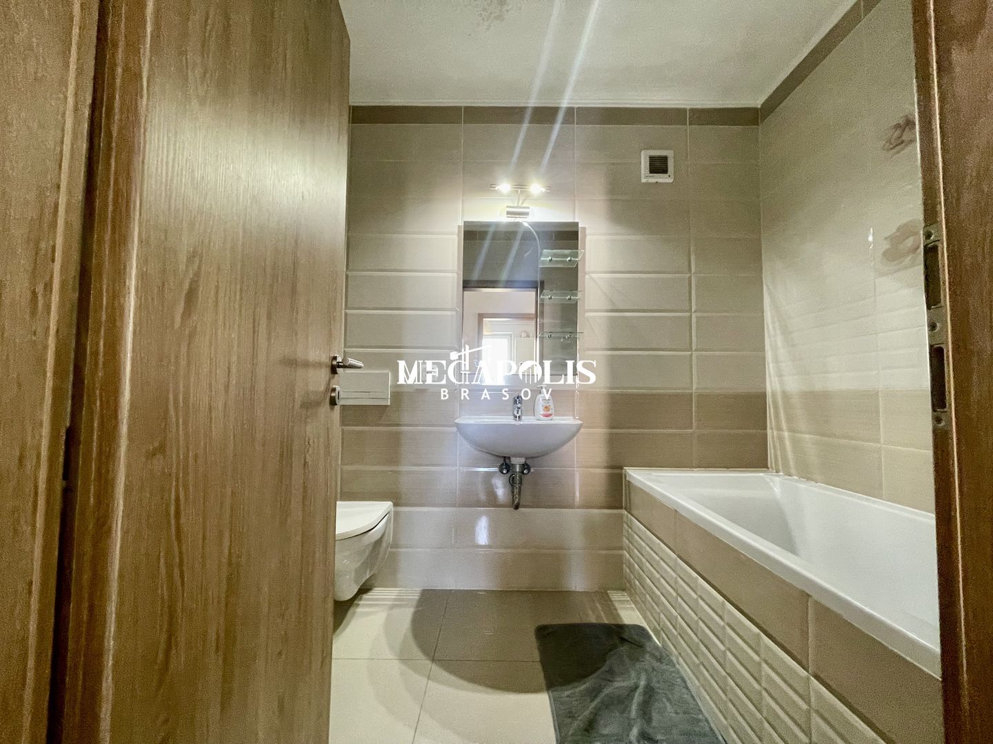 Apartament 2 camere | Decomandat | Vedere montană - Poză 11