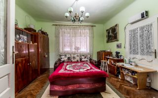 Casa 3 camere, bucatarie si baie, in zona centrala din Chisineu-Cris - Poză 14