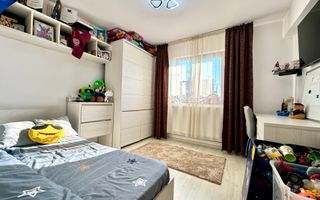 Se vinde “acasa”, 4 camere decomandate, panouri+baterii, teren 397mp,m - Poză 5