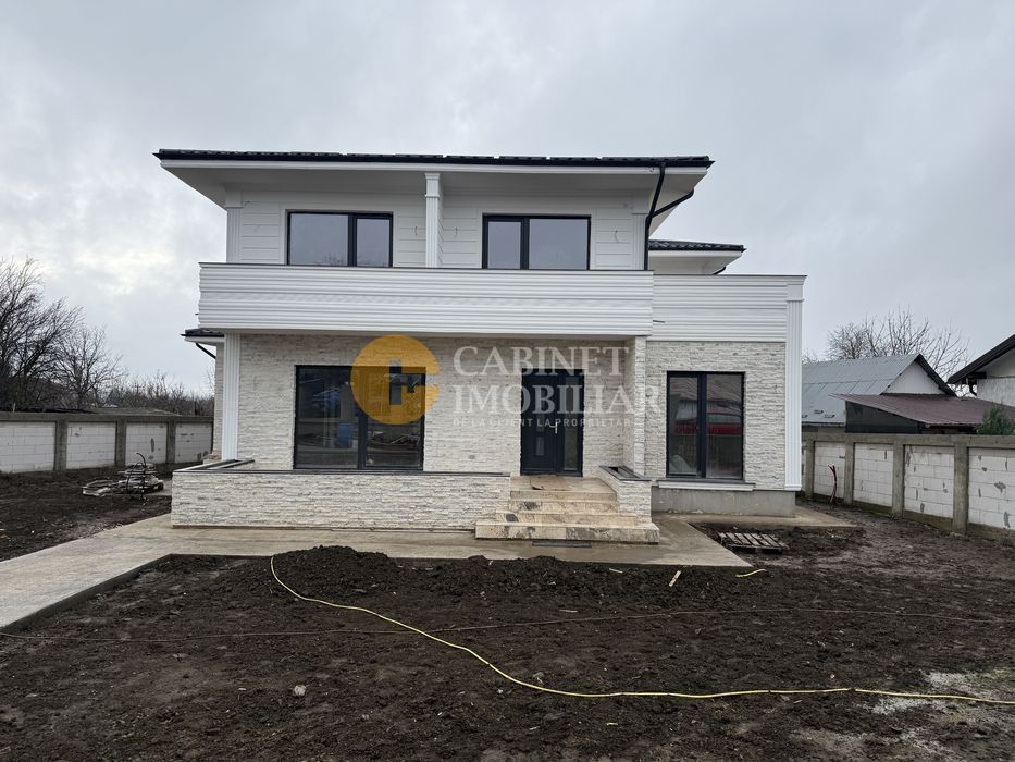 Casa PREMIUM - 5 camere - 3 bai - 750mp teren - La asfalt - Poză 2