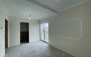 Duplex desparțit - 5 camere și 3 băi- Moșnița Nouă - Poză 11