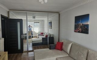 Apartament cu 2 camere in zona Crangasi - Poză 1