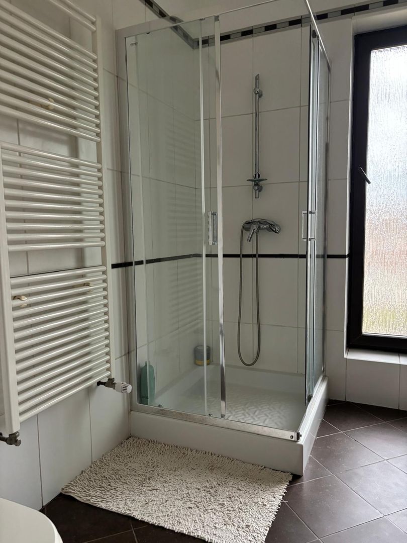 🏡 Casă individuală în Ronat – 6 camere, garaj dublu, finisată modern✨ - Poză 17