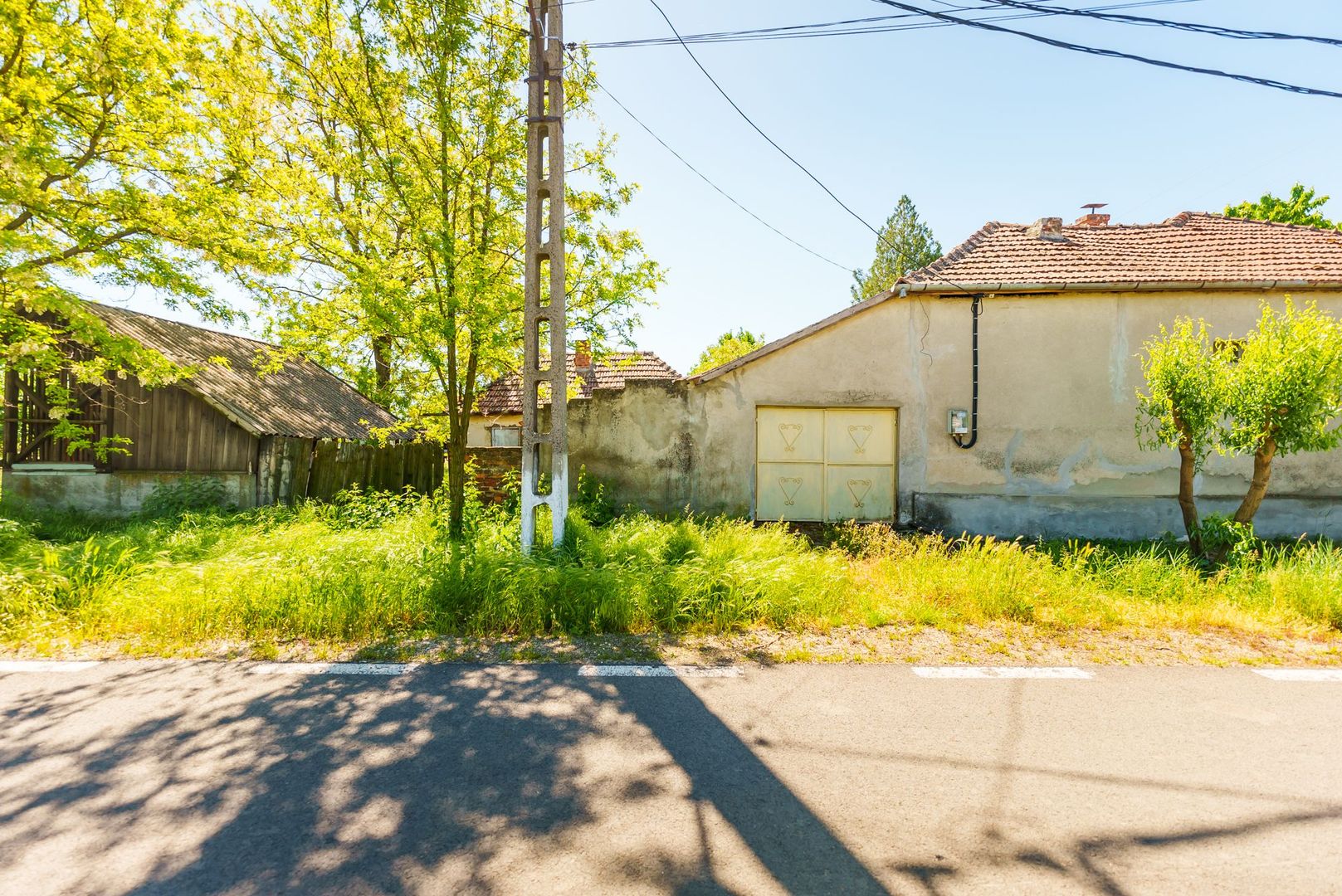 Casă cu potențial în Iratoș - Poză 3