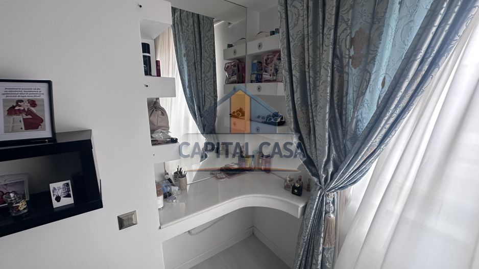 Apartament de Lux de vanzare, mobilat, utilat, Loc de parcare inclus - Poză 8