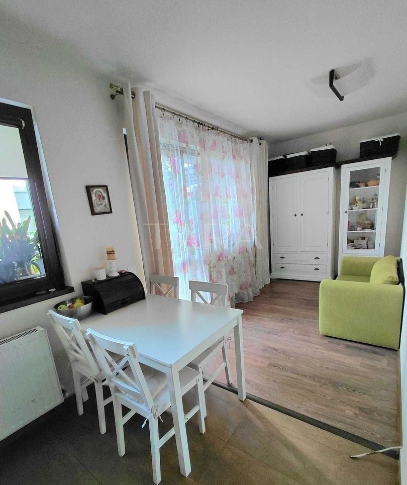 Apartament modern 3 camere cu terasă generoasă, zona Borhanci - Poză 2