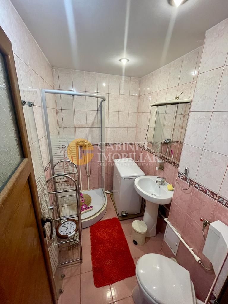 Apartament cu 3 camere - Etaj 1 - Bloc Fara Risc - Podu Ros - Poză 7