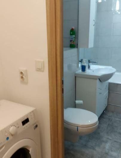 Vând apartament 3 camere la intrarea in Micro 17 Satu Mare - Poză 8