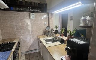 Casă cu 4 camere, ideala pentru familie, teren propriu. - Poză 5