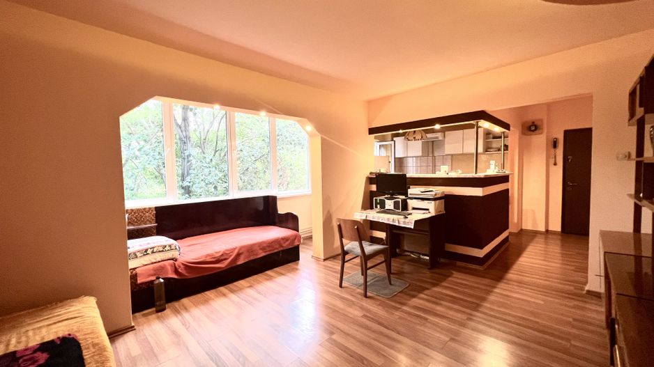 APARTAMENT 3 CAMERE- ZONA CIRCUMVALATIUNII - Poză 2