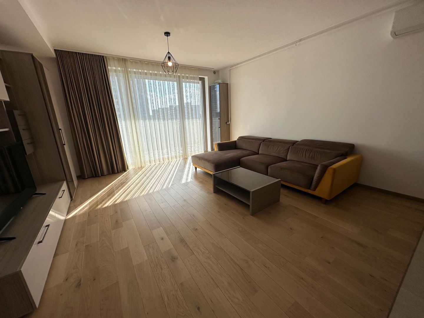 Apartament bloc nou 3 camere - parcare subterana - Poză 9