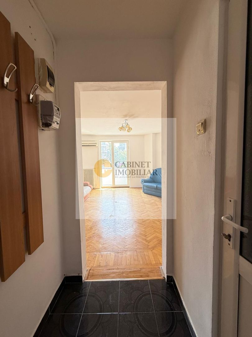 Garsoniera cu balcon | 30 mp  | Piata Mihail Kogalniceanu |  Etaj 1 - Poză 8