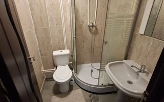 Gardoniera Tatarasi foarte aproape de Piata Chirila - Poză 3