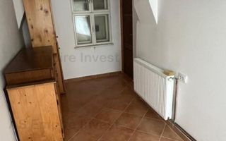 Casa/vila 5 camere , teren 370mp-zona Bran/Poarta - Poză 12