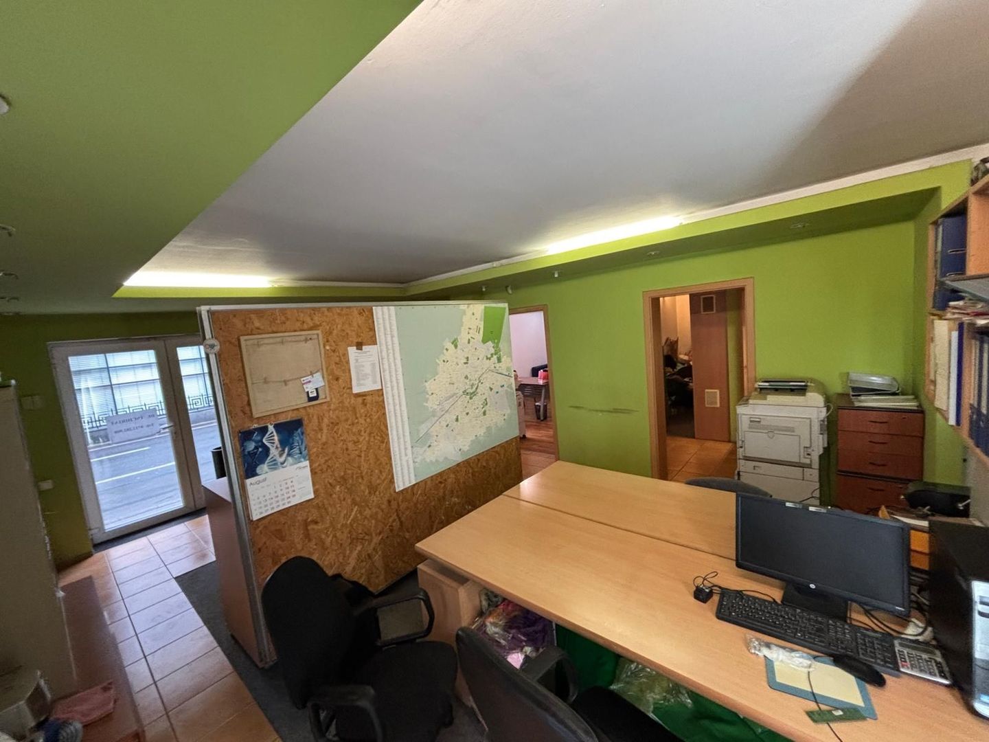 Spatiu comercial langa Medicina si Prefectura - Poză 31