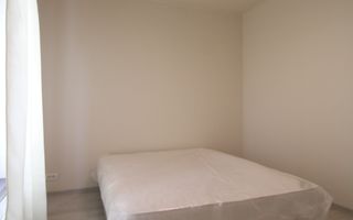 Casa Giroc, 4 camere, 2 bai, curte interioara. - Poză 15