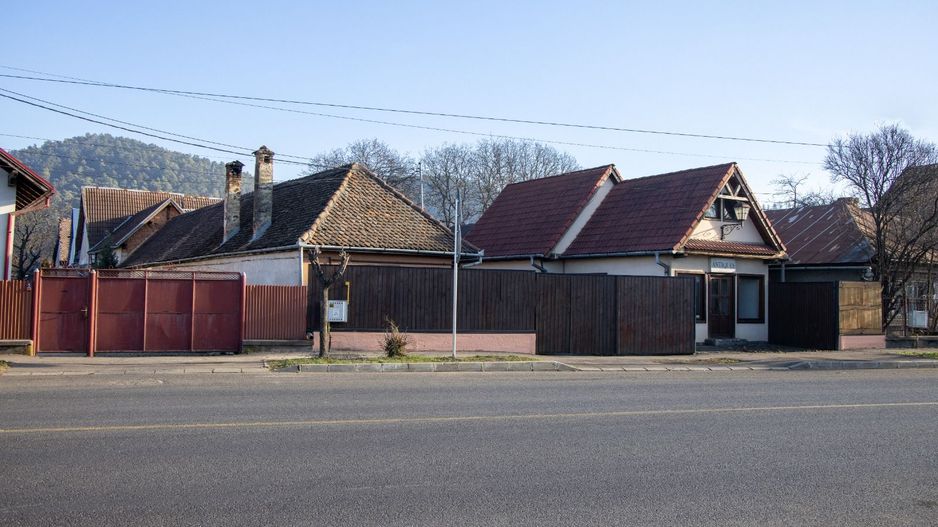 Casa de vanzare Rasnov + Spatiu Comercial | Teren 1062mp - Poză 3