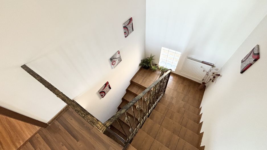 VILĂ MODERNĂ P+1 169 MP UTILI, CURTE GENEROASĂ 768 MP, IN APROPIERE DE BUCURESTI - Poză 16