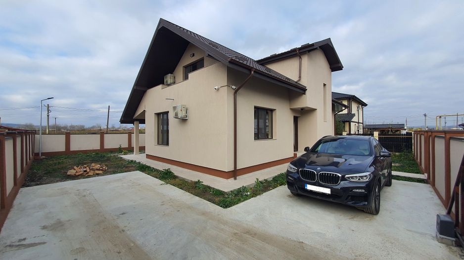 VILĂ INDIVIDUALĂ P+M, teren 412 mp, zona PAIU; - Poză 1