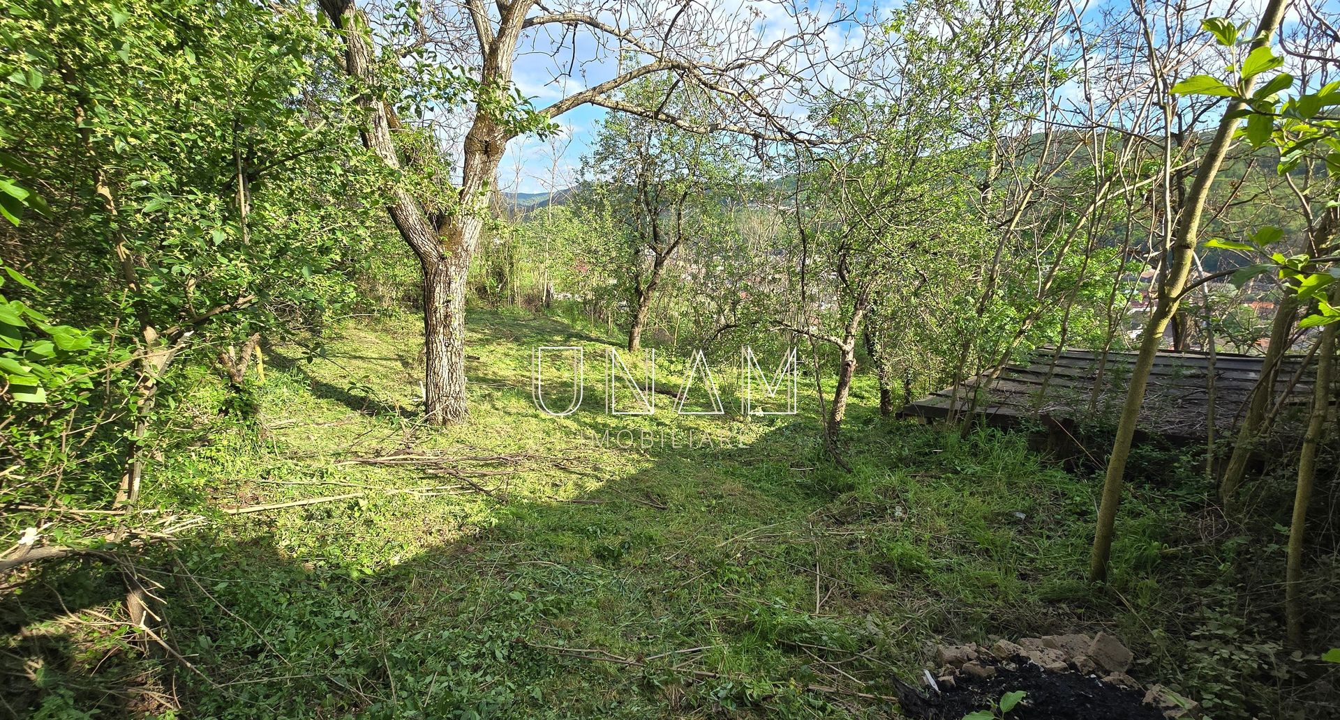 🏡 Casă accesibilă cu priveliște frumoasă în Reșița! - Poză 8