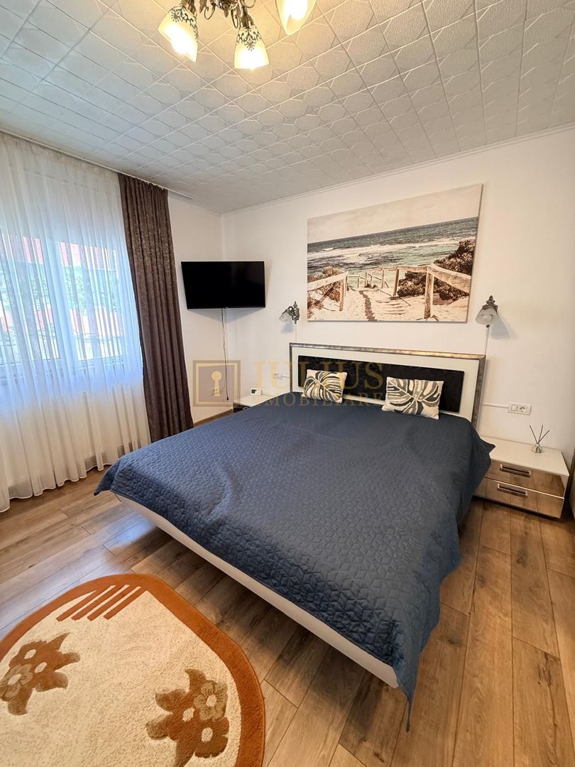 2 camere| curte comuna cu 3 apartamente| centrala proprie| zona aradului| - Poză 1