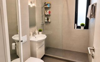Apartament cu 2 camere si bucatarie inchisa, terasa de 17mp la etajul 2 in Giroc - Poză 7