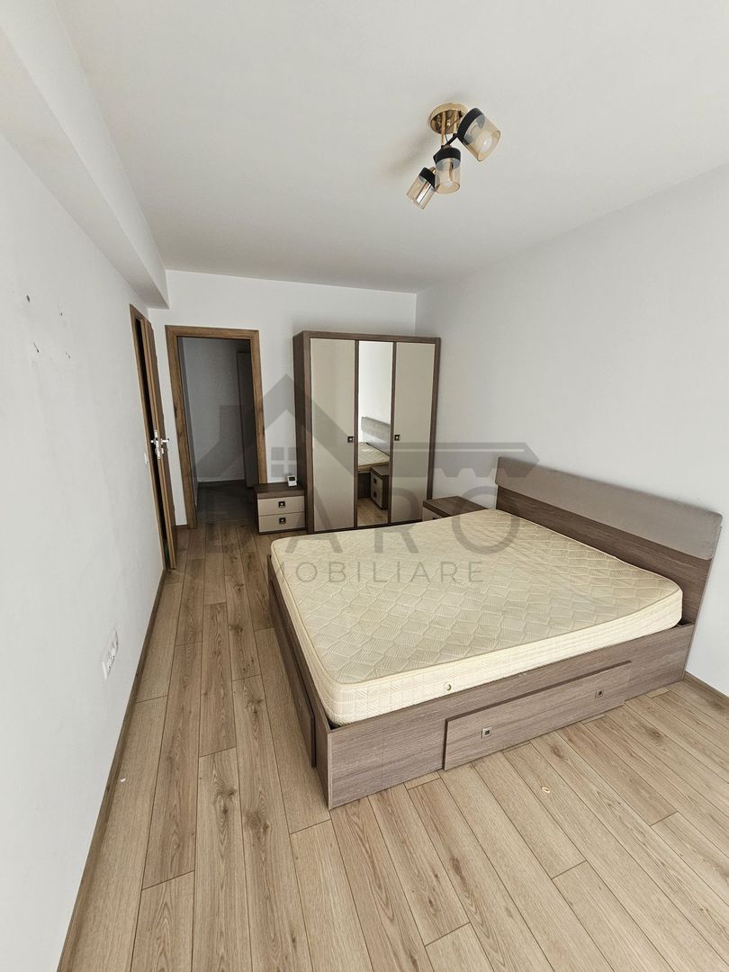 Proprietar Inchiriez apartament doua camere Maurer - Poză 2