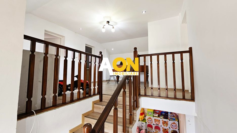 Casa S+P+M, 5 camere,  955 mp teren, zona Centru - Poză 10