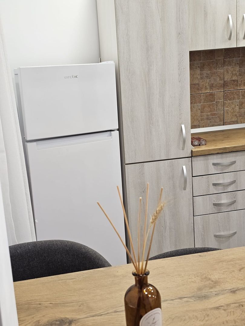 Apartament 2 dormitoare, Iuliu Maniu. 480 E/lună. Comision 0 - Poză 7