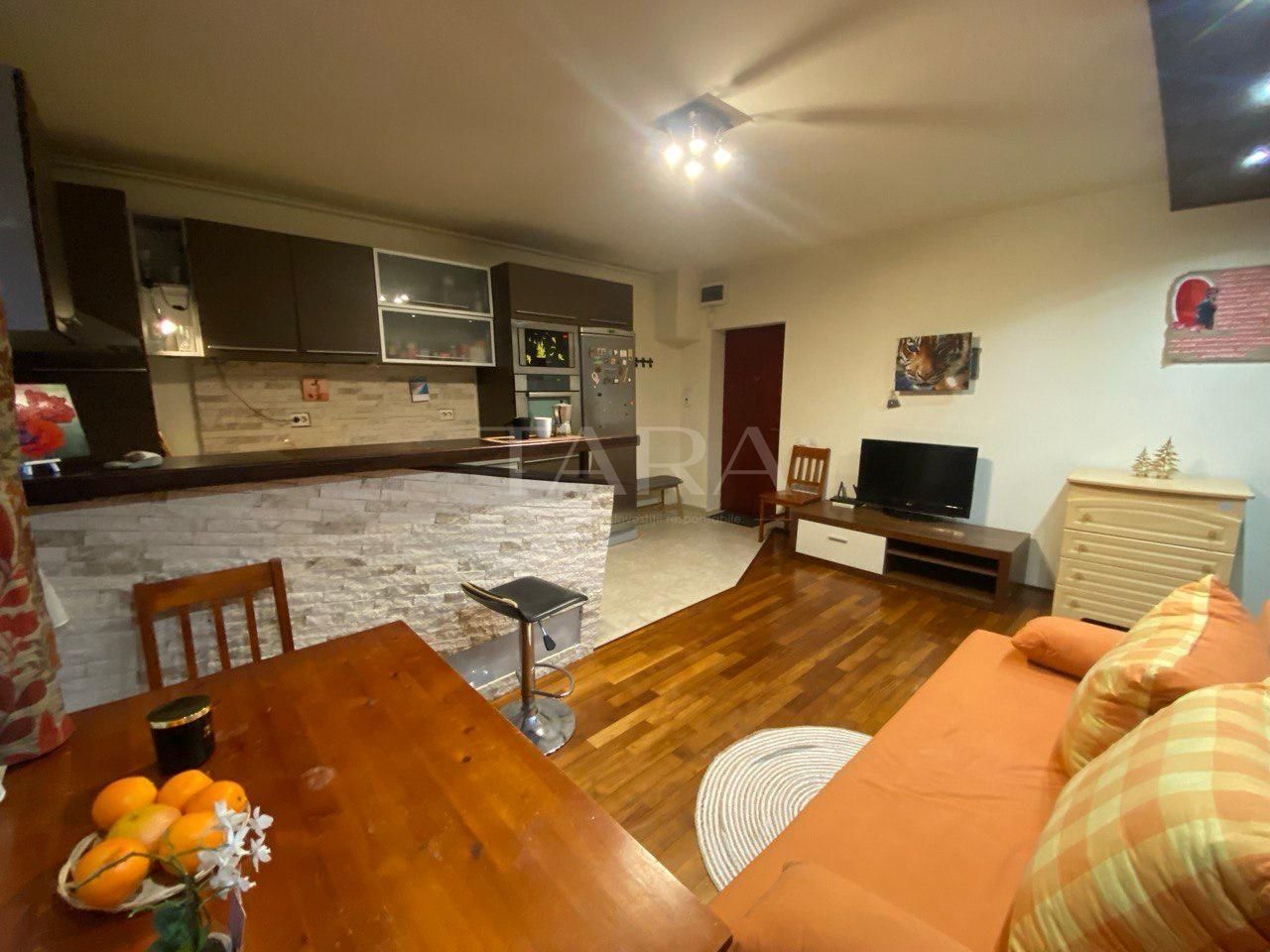 Apartament Cu 2 Camere, Ideal Investiție, Locație Linistita - Poză 2