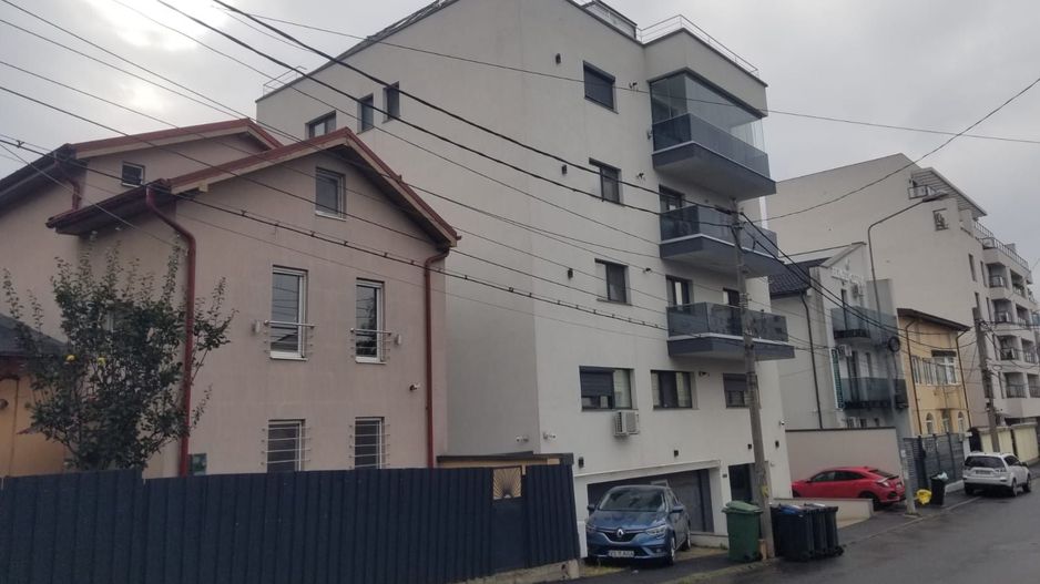 Mihai Bravu, Casa, 6 camere, sup. 250 mp. an 2024 - Poză 1